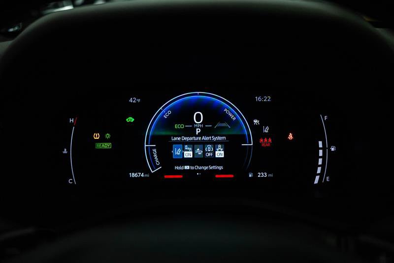 Used 2025 Toyota Camry SE w/ Multimedia Upgrade Package FWD image 17
