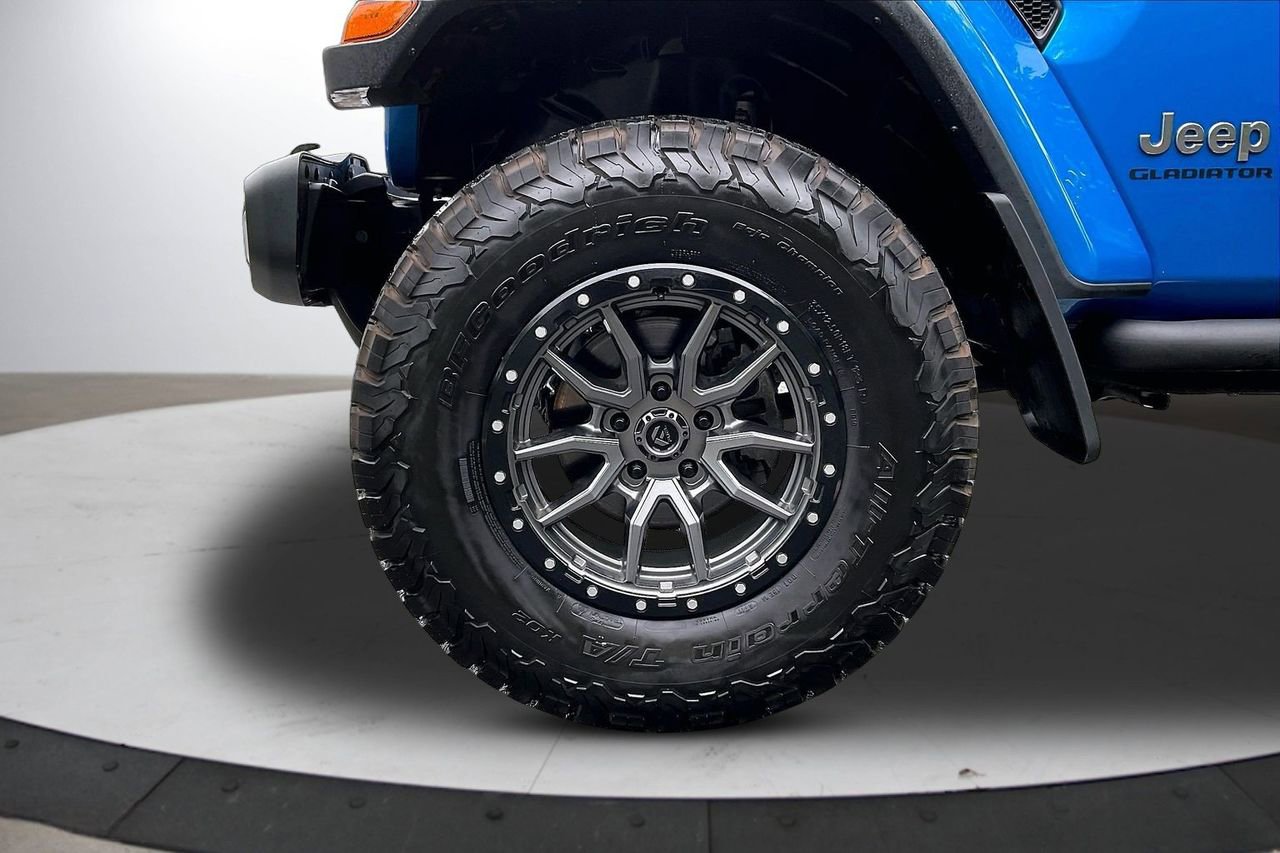 Certified 2021 Jeep Gladiator Overland AWD/4WD image 34