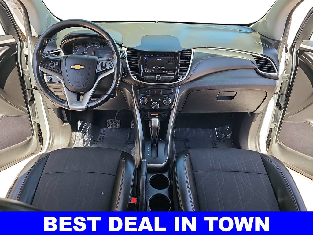 Used 2022 Chevrolet Trax LT w/ Driver Confidence Package AWD/4WD image 9