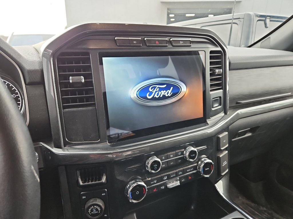 Used 2022 Ford F150 XLT w/ Equipment Group 302A High image 13