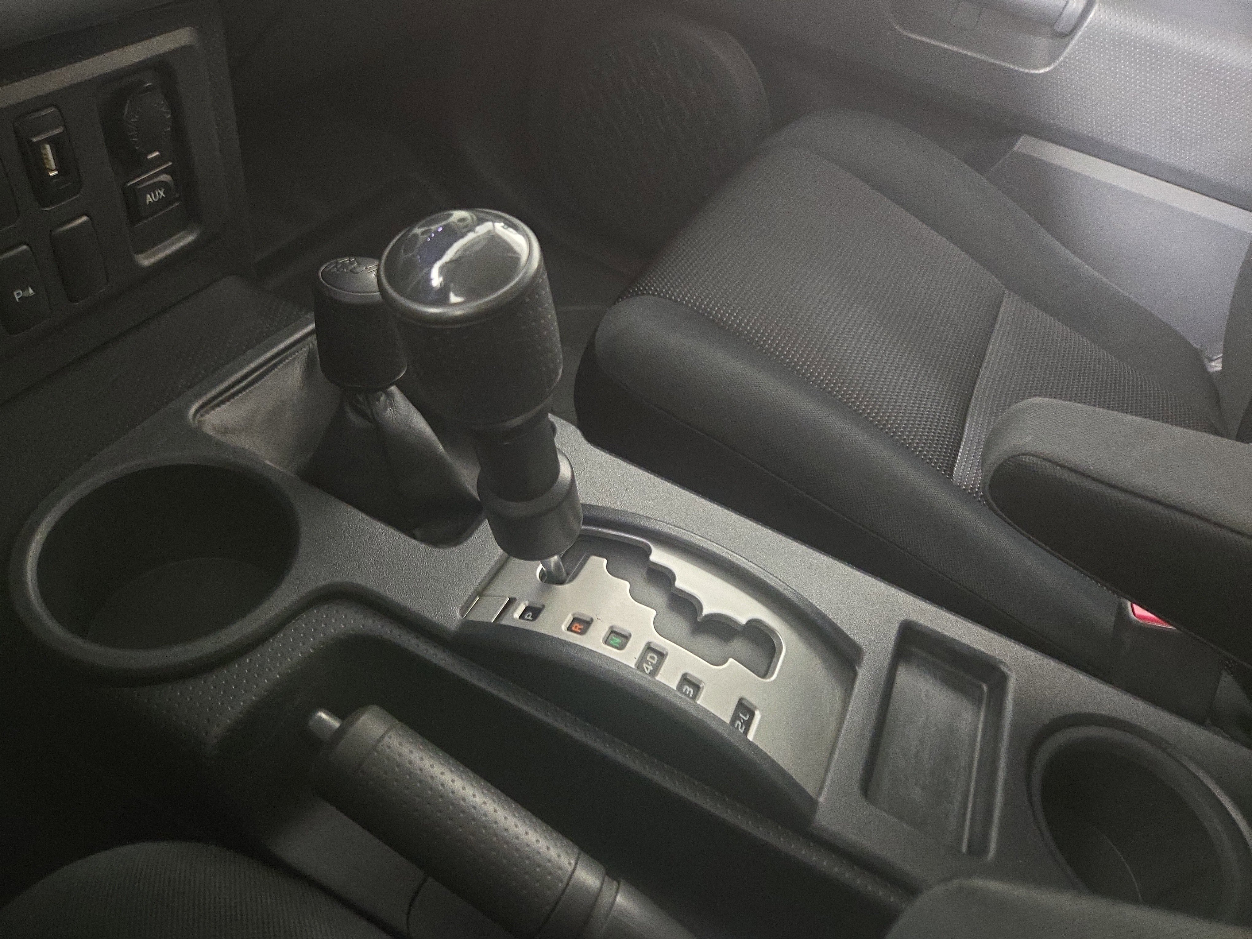 Used 2008 Toyota FJ Cruiser 4WD image 21