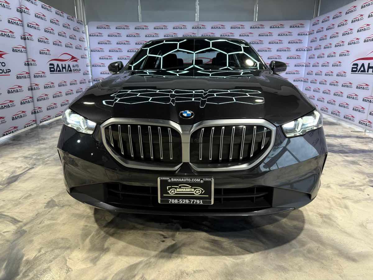 Used 2026 BMW 530i xDrive AWD/4WD image 5
