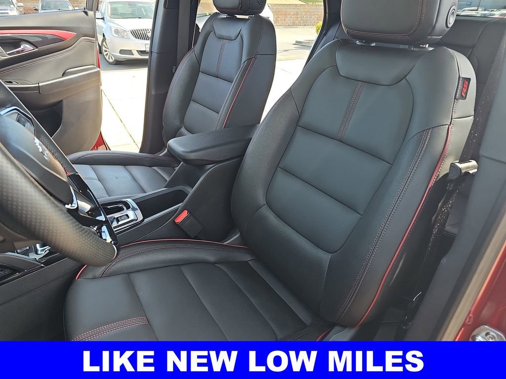Used 2025 Chevrolet TrailBlazer RS w/ Driver Confidence Package image 14