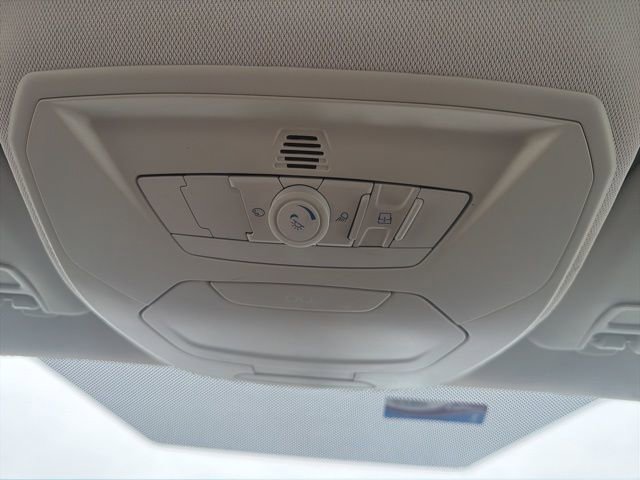 Used 2014 Ford Focus Titanium image 32