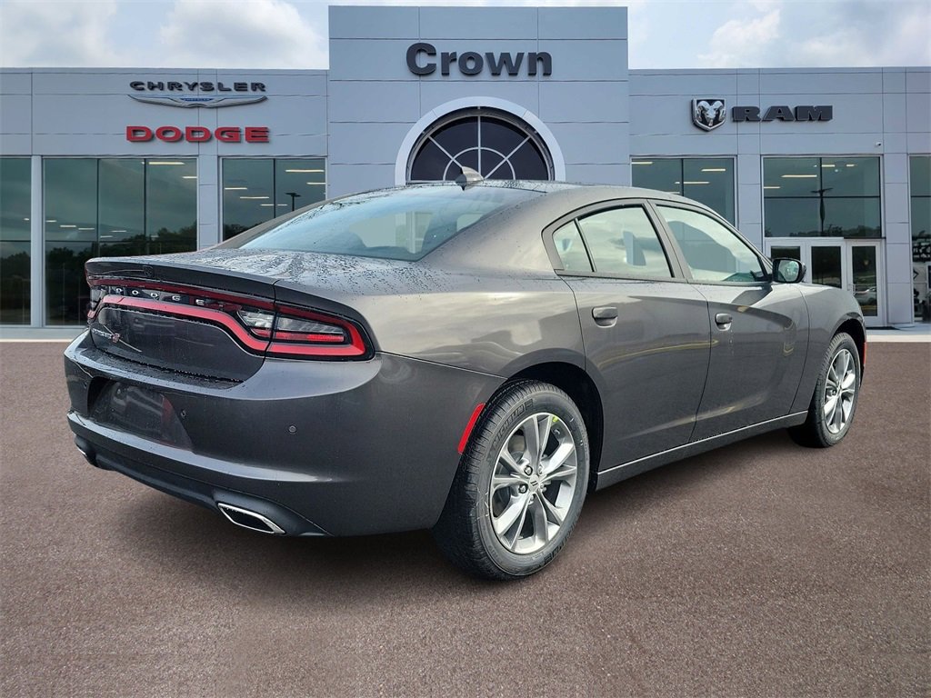 Used 2023 Dodge Charger SXT image 4