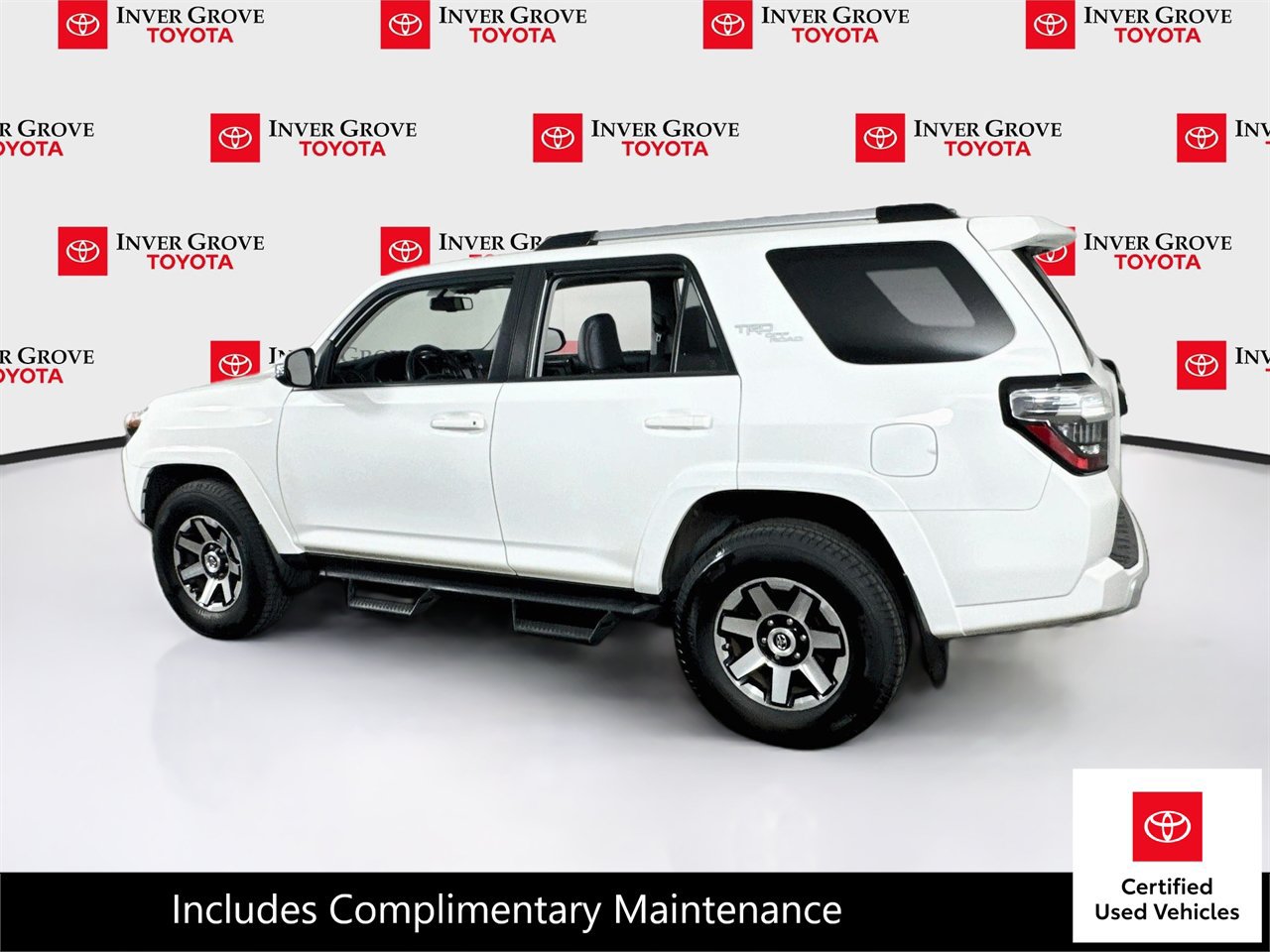 Used 2018 Toyota 4Runner TRD Off-Road Premium AWD/4WD image 7