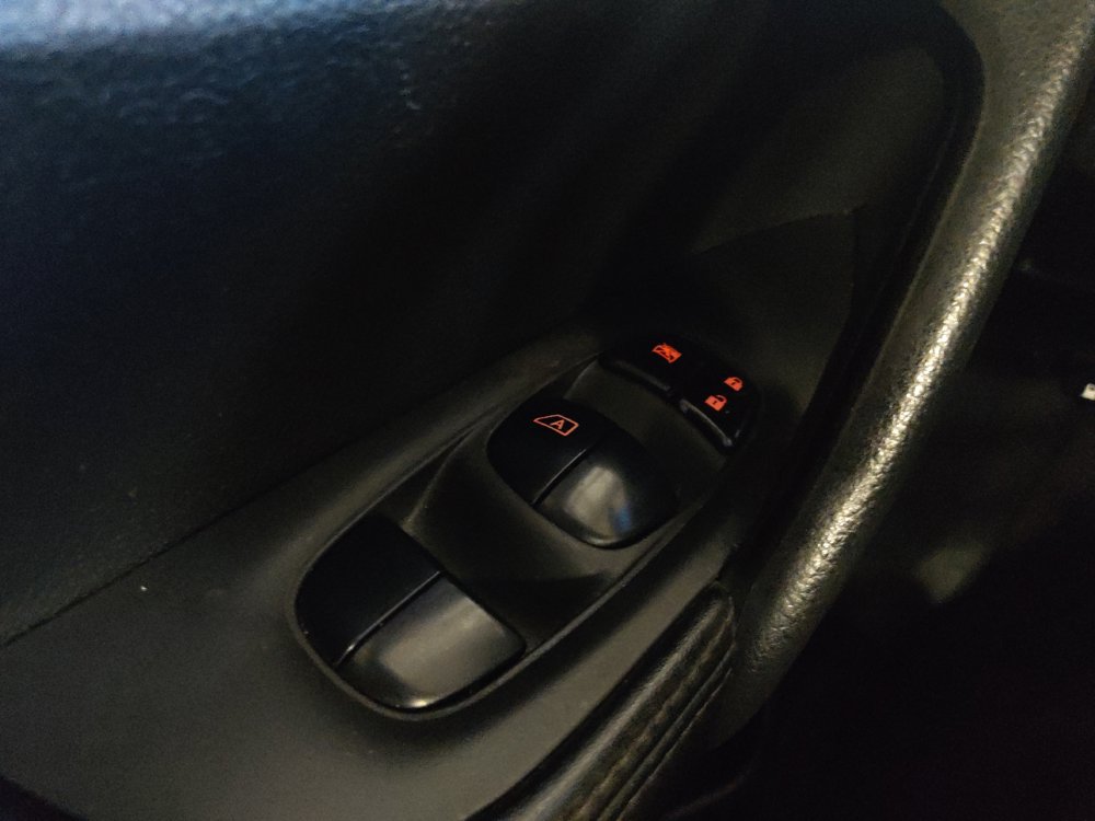 Used 2020 Nissan Rogue Sport S FWD image 27