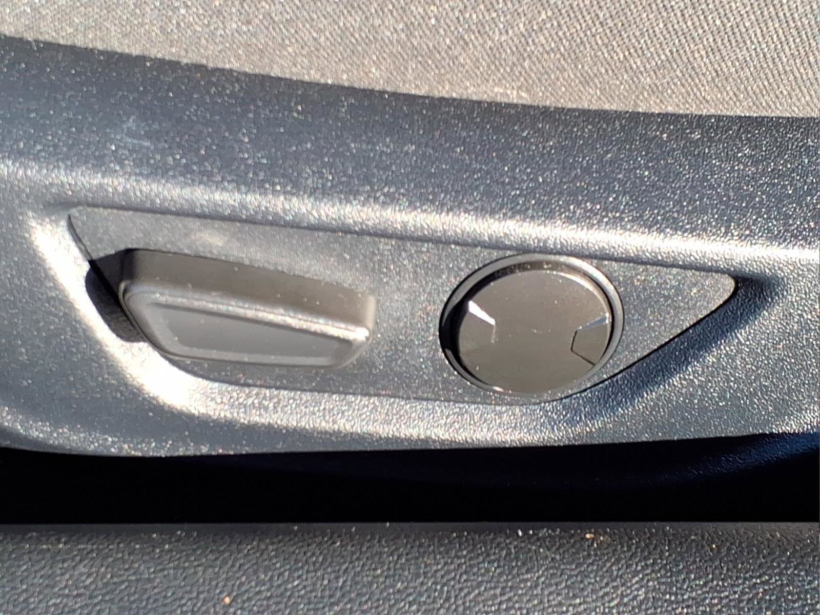 Used 2021 Ford Mustang Convertible w/ Equipment Group 101A image 13