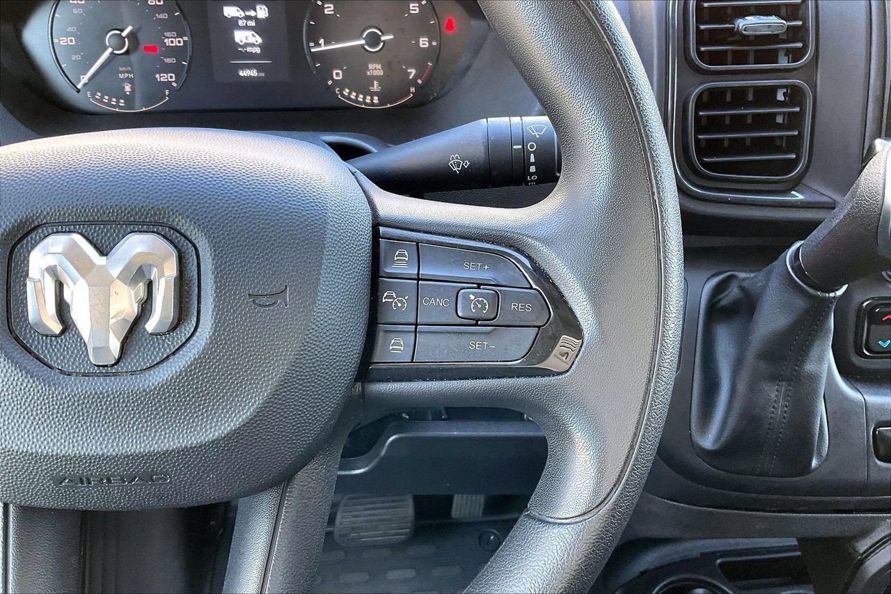 Used 2025 RAM ProMaster 2500 w/ Convenience Group FWD image 28