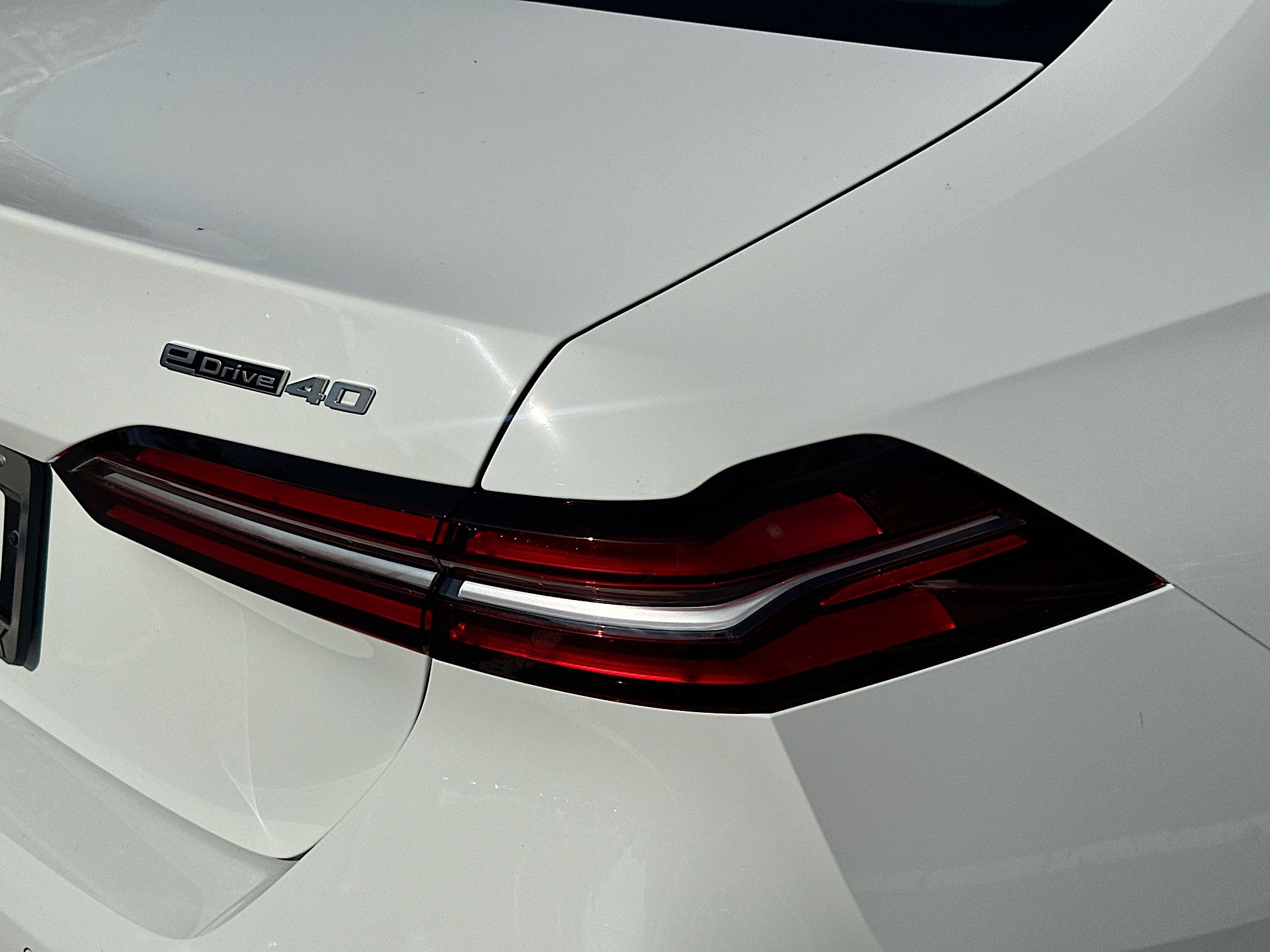 Used 2025 BMW i5 eDrive40i w/ Premium Package image 29