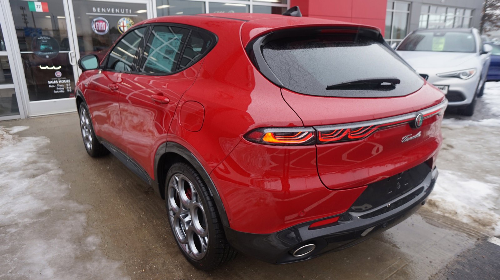 New 2024 Alfa Romeo Tonale Veloce image 13