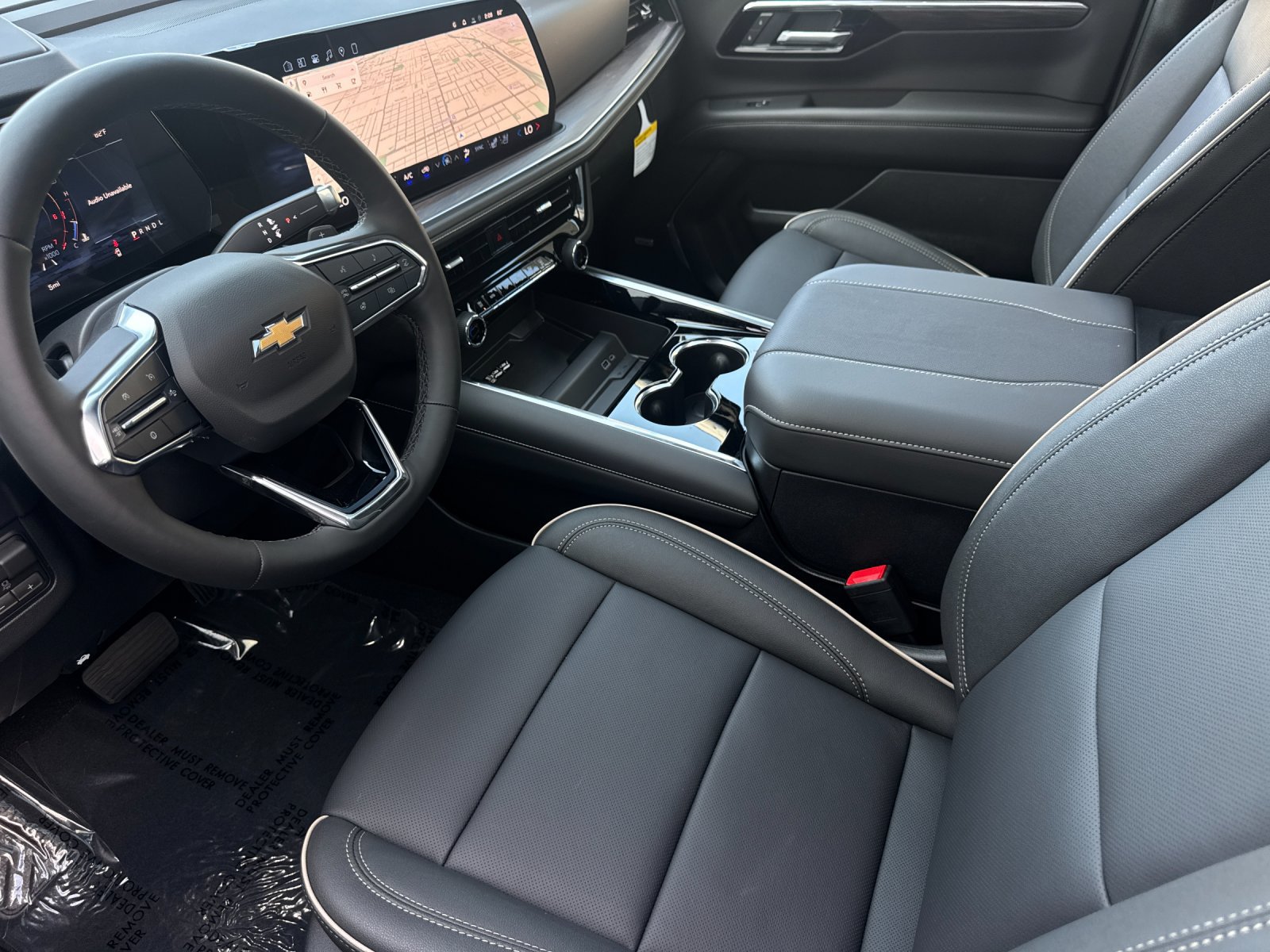 New 2026 Chevrolet Suburban Premier RWD image 10
