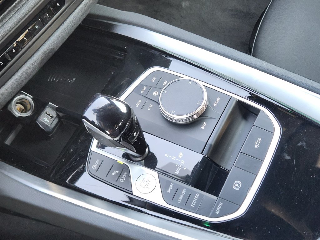 Used 2026 BMW Z4 sDrive30i RWD image 9