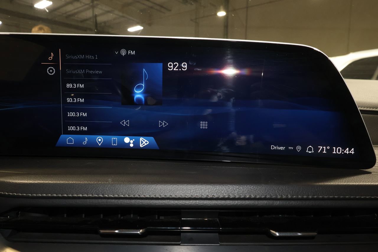 Certified 2024 Cadillac XT4 Premium Luxury image 12