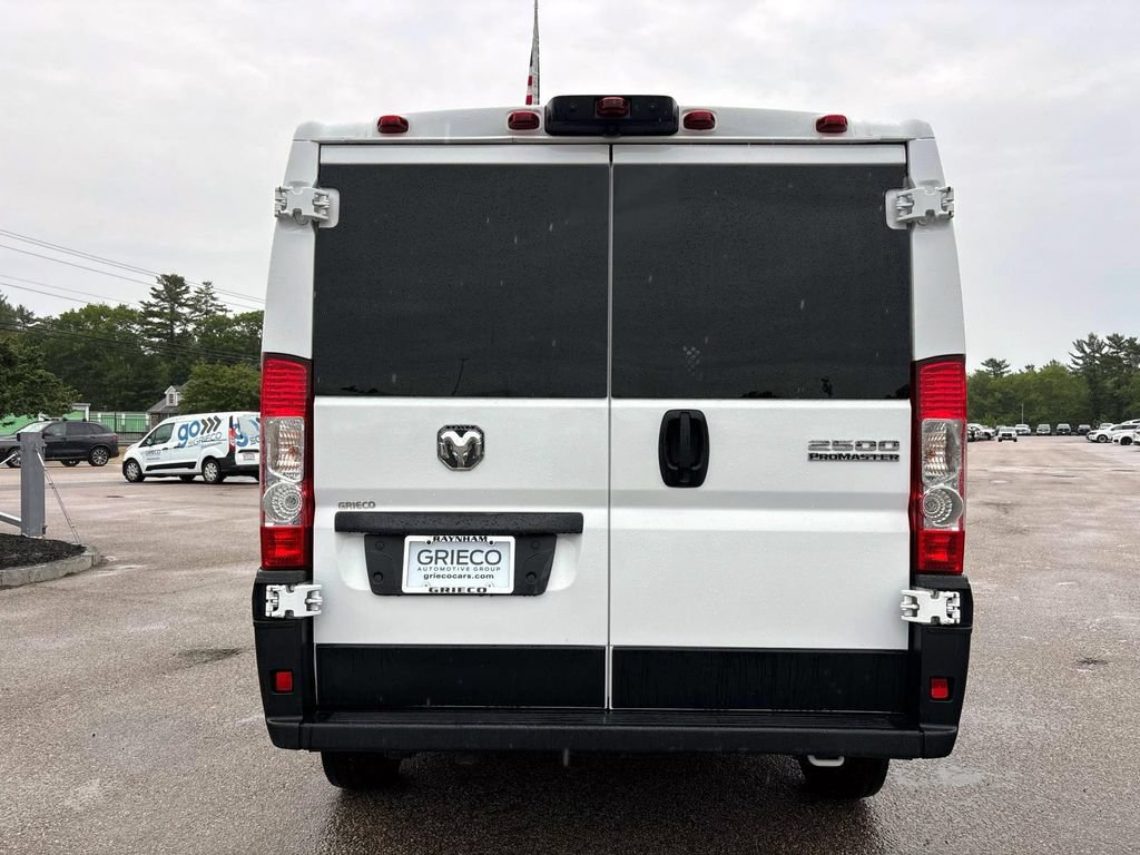 Used 2025 RAM ProMaster 2500 w/ U-Haul Equipment Group FWD image 6