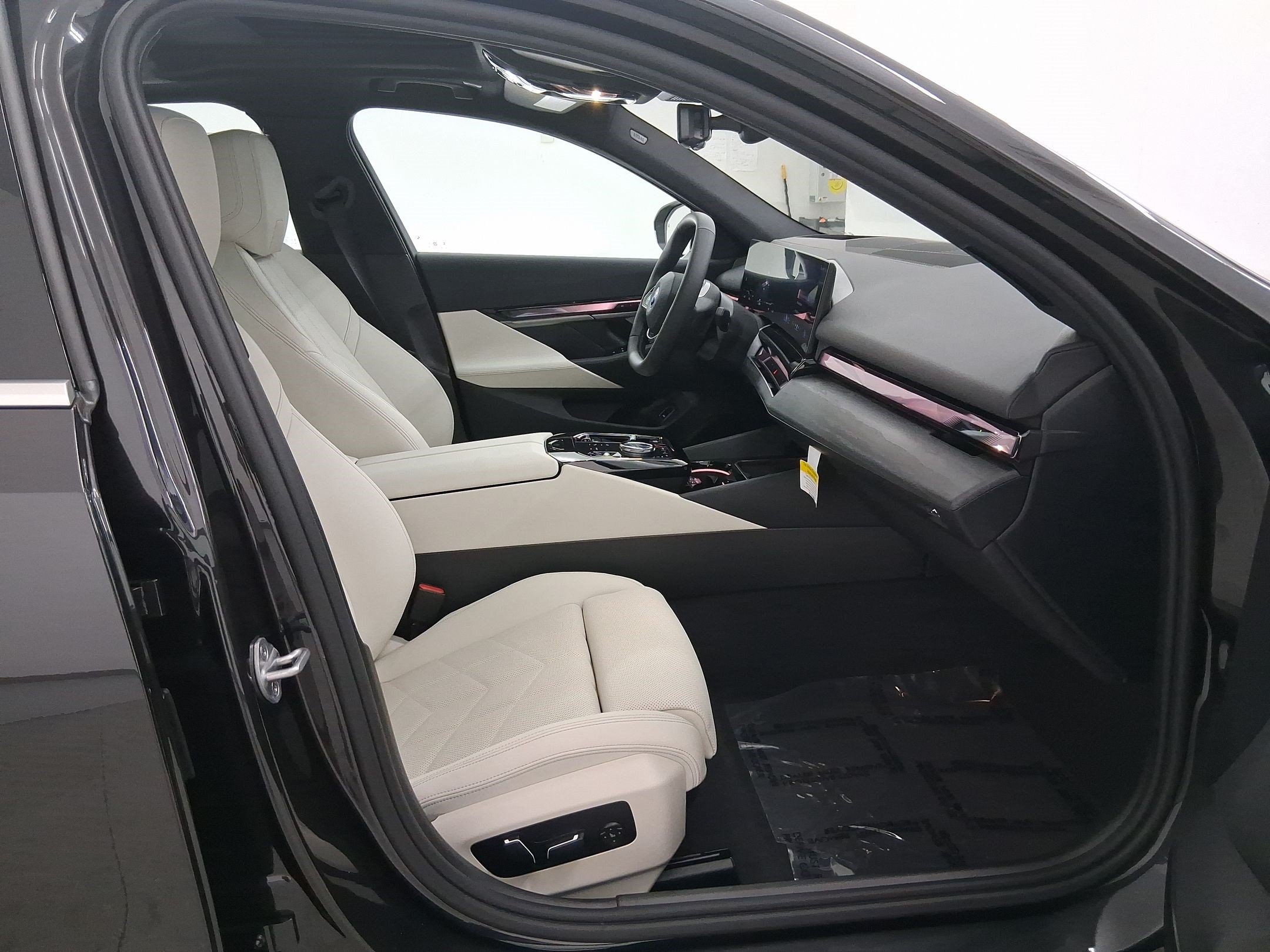 New 2026 BMW i5 eDrive40 RWD image 27