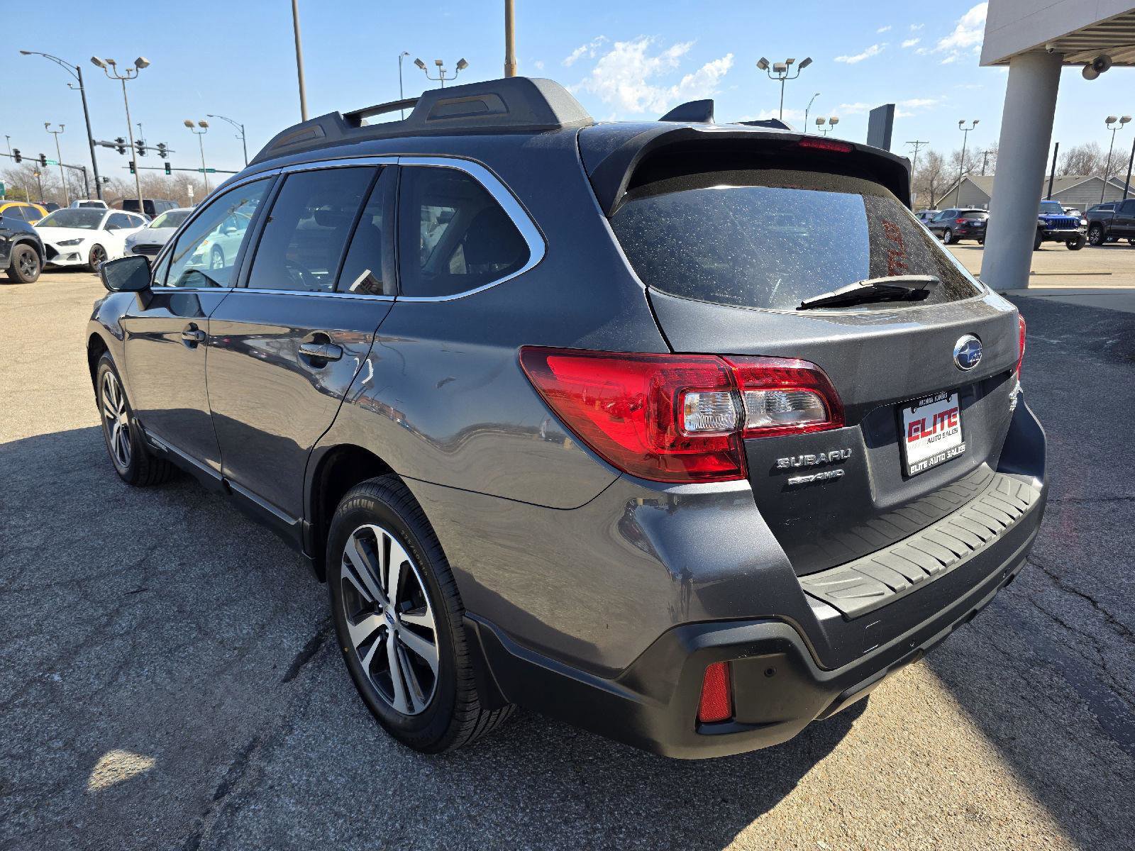 Used 2019 Subaru Outback 3.6R Limited image 7
