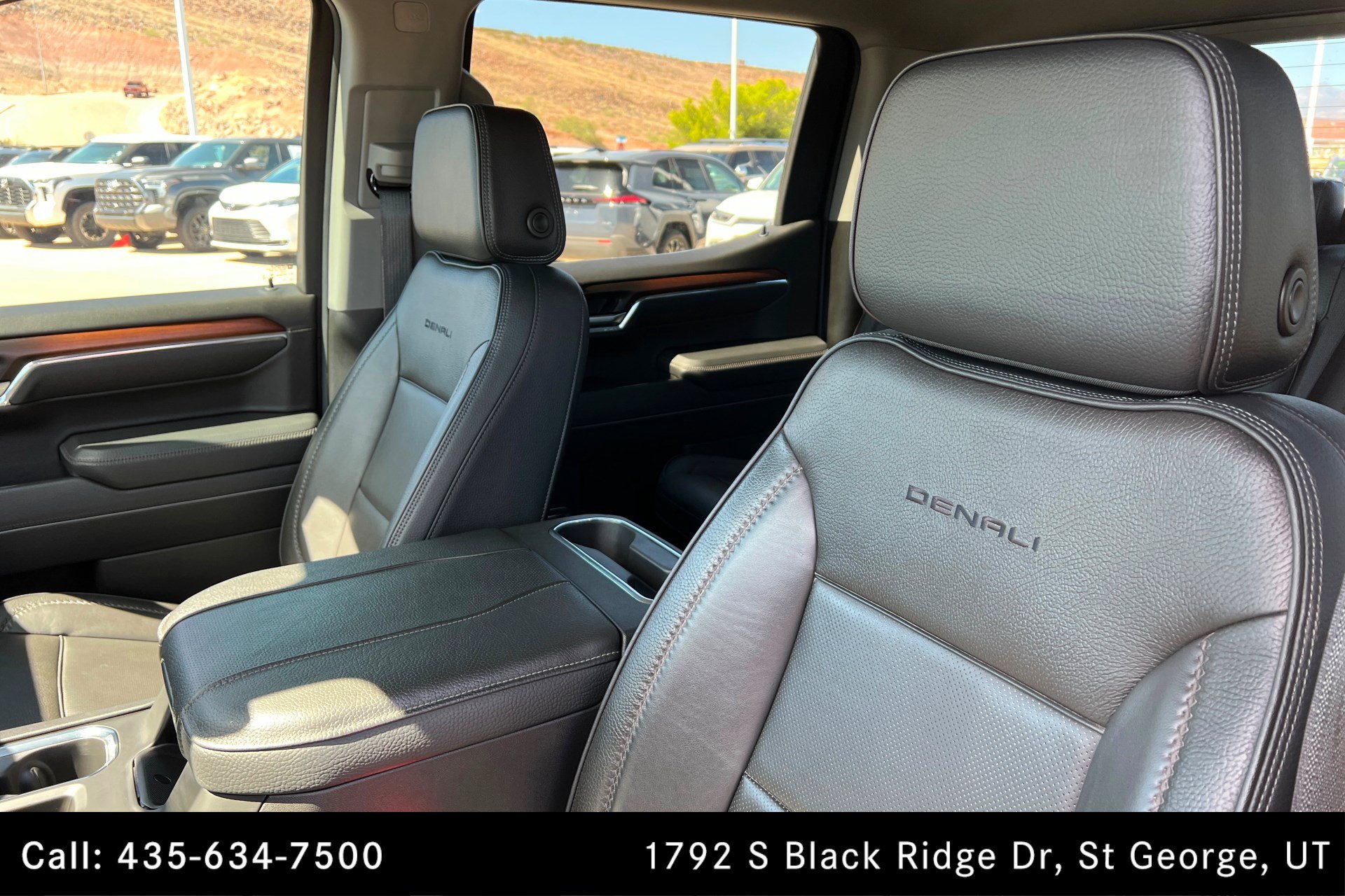 Used 2025 GMC Sierra 1500 Denali w/ Denali Reserve Package AWD/4WD image 16