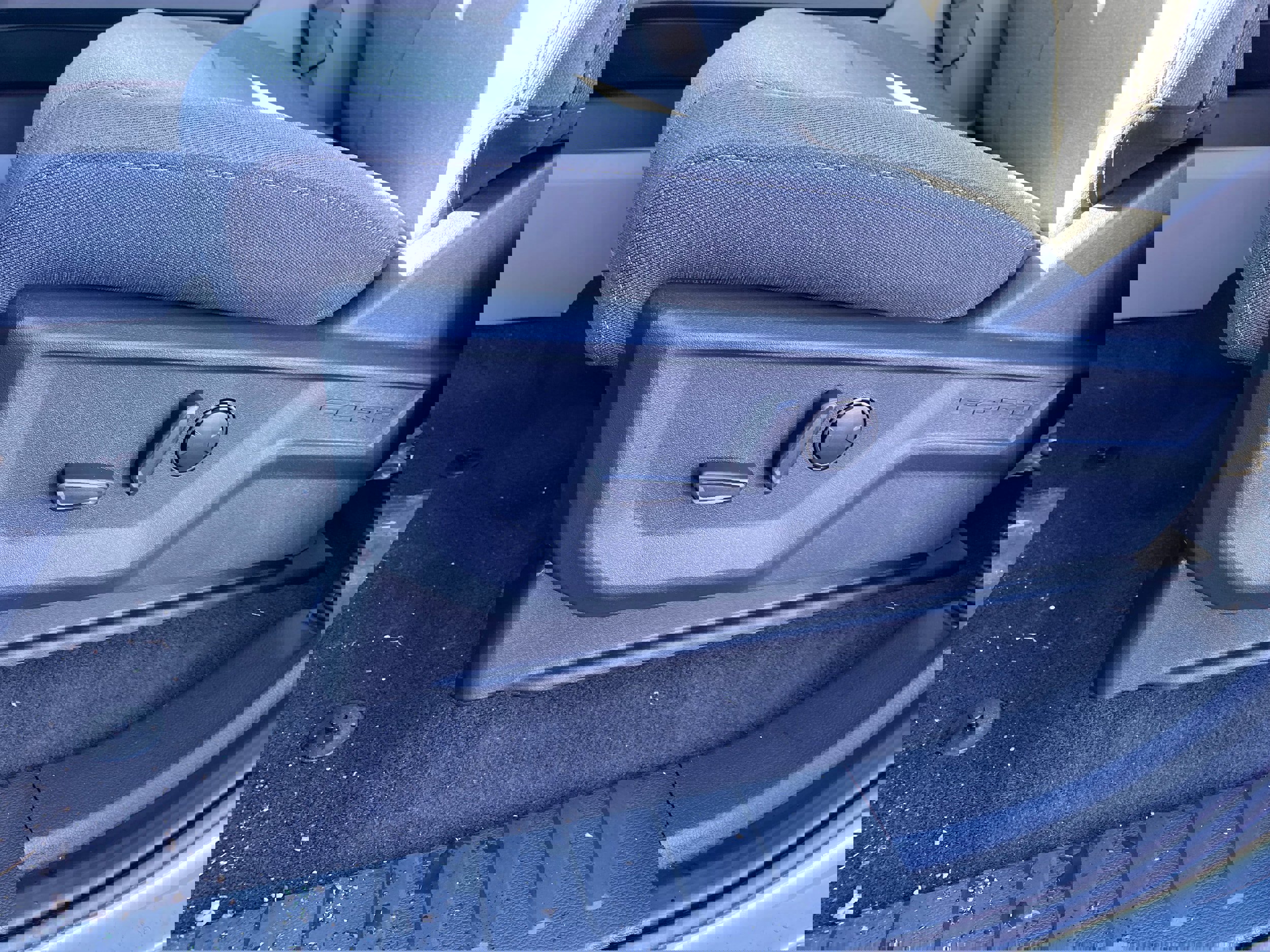 New 2025 Ford F150 XLT w/ Equipment Group 302A MID image 32