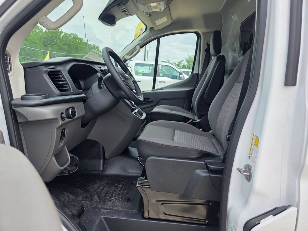 New 2026 Ford Transit 250 Low Roof RWD image 12