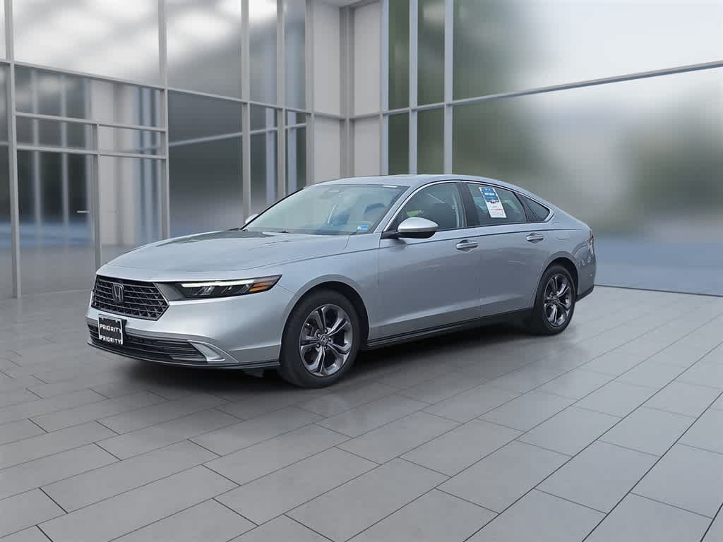 Certified 2023 Honda Accord EX image 5