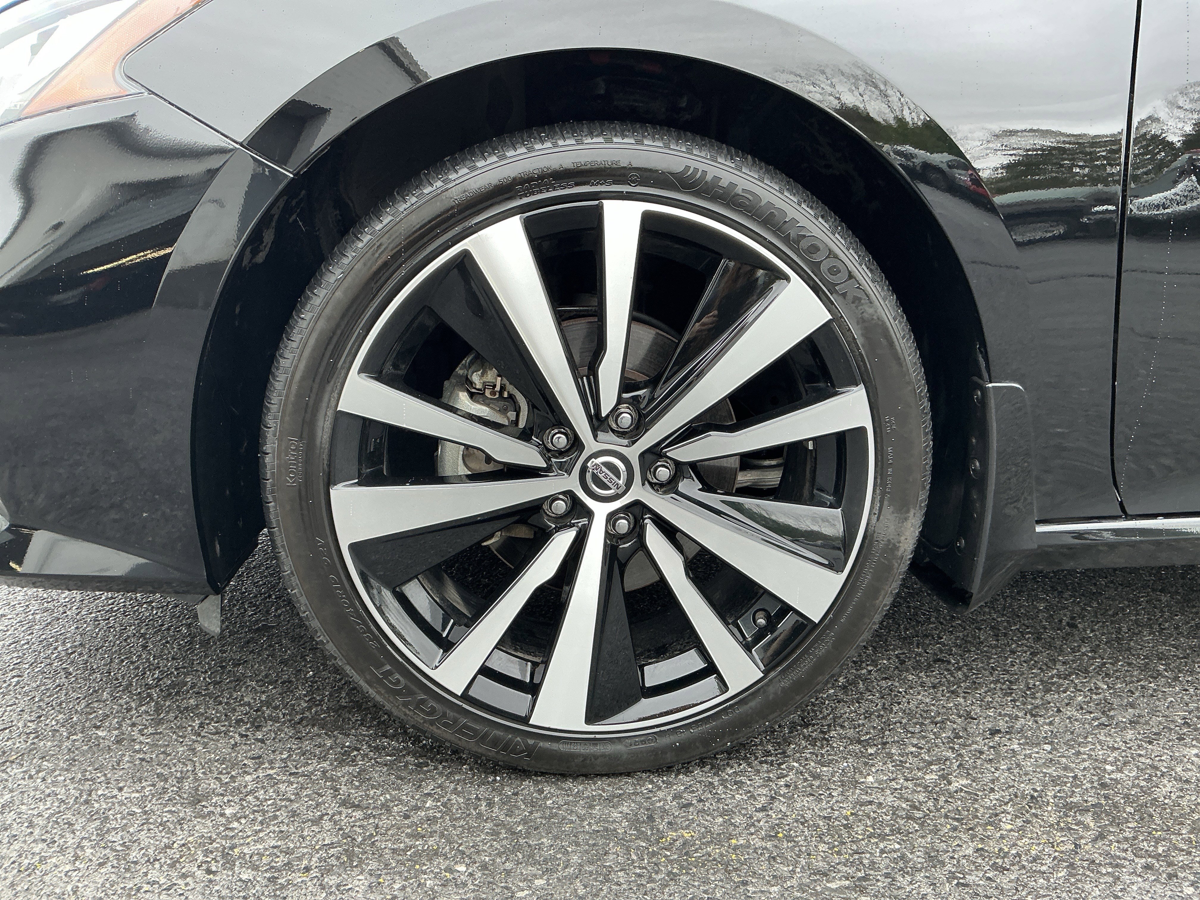 Used 2022 Nissan Altima 2.5 Platinum AWD/4WD image 9