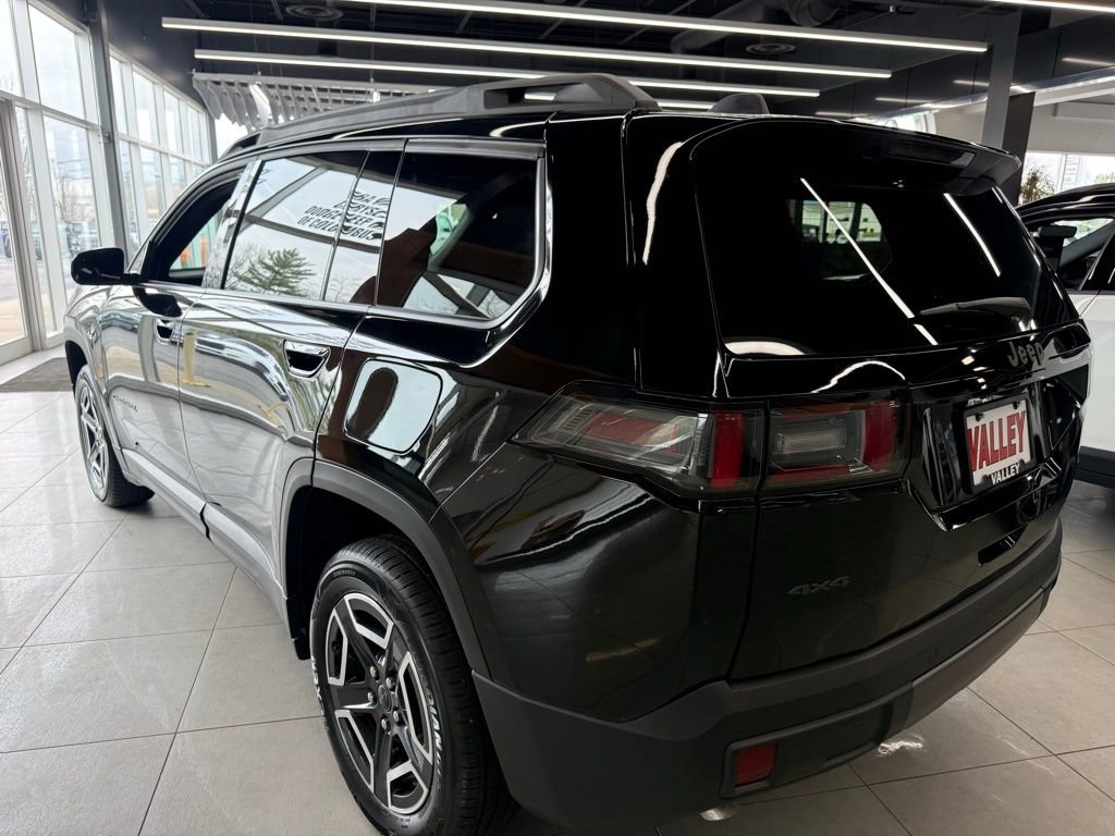 New 2026 Jeep Cherokee Laredo image 5