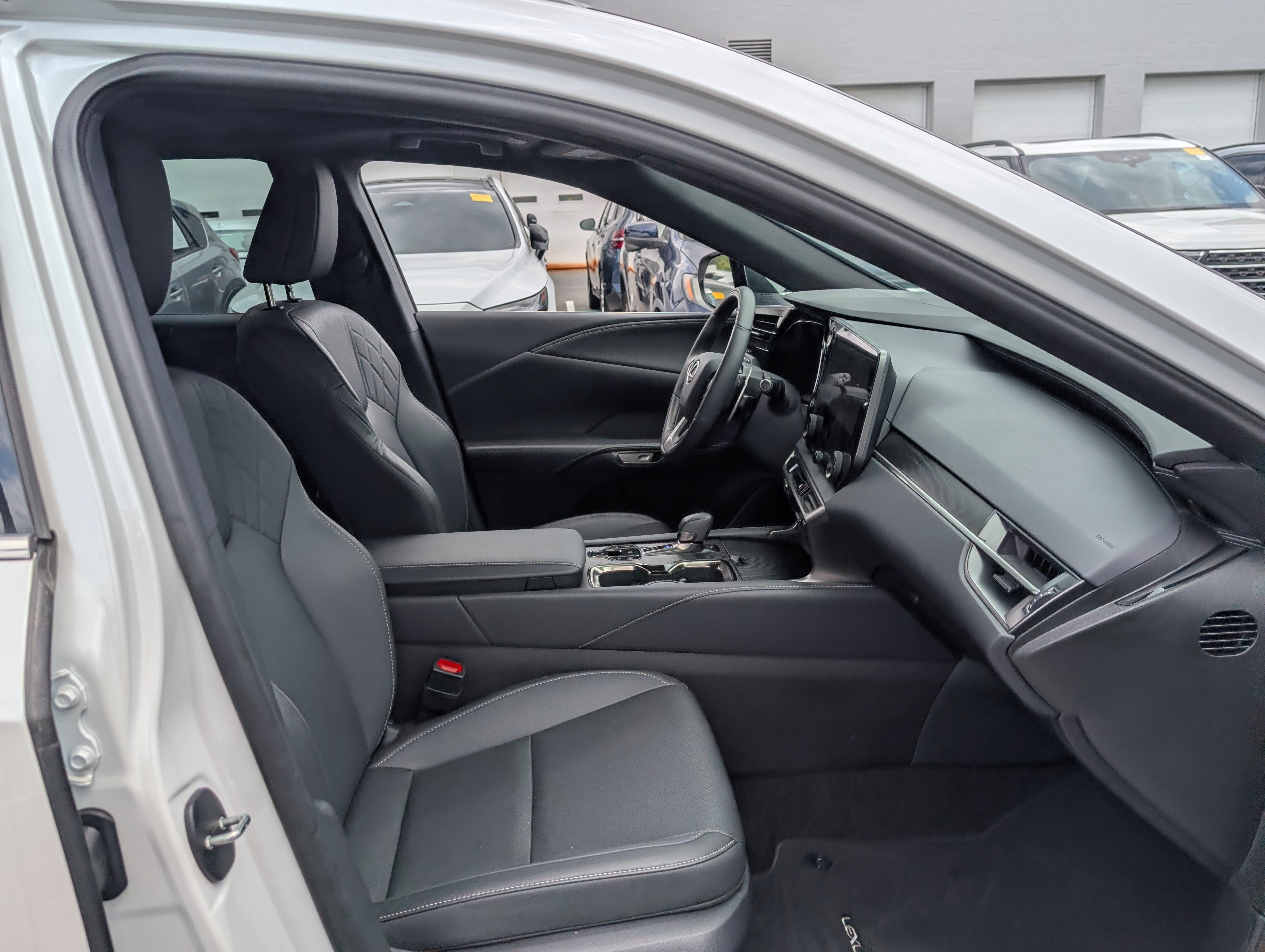 Certified 2025 Lexus RX 350 Premium AWD/4WD image 11