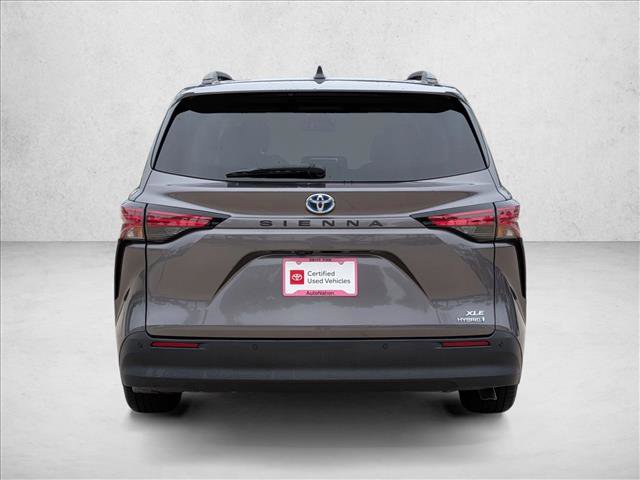 Certified 2021 Toyota Sienna XLE image 7