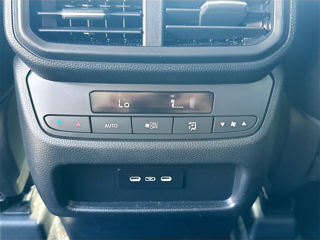 Used 2025 Honda Pilot EX-L image 25