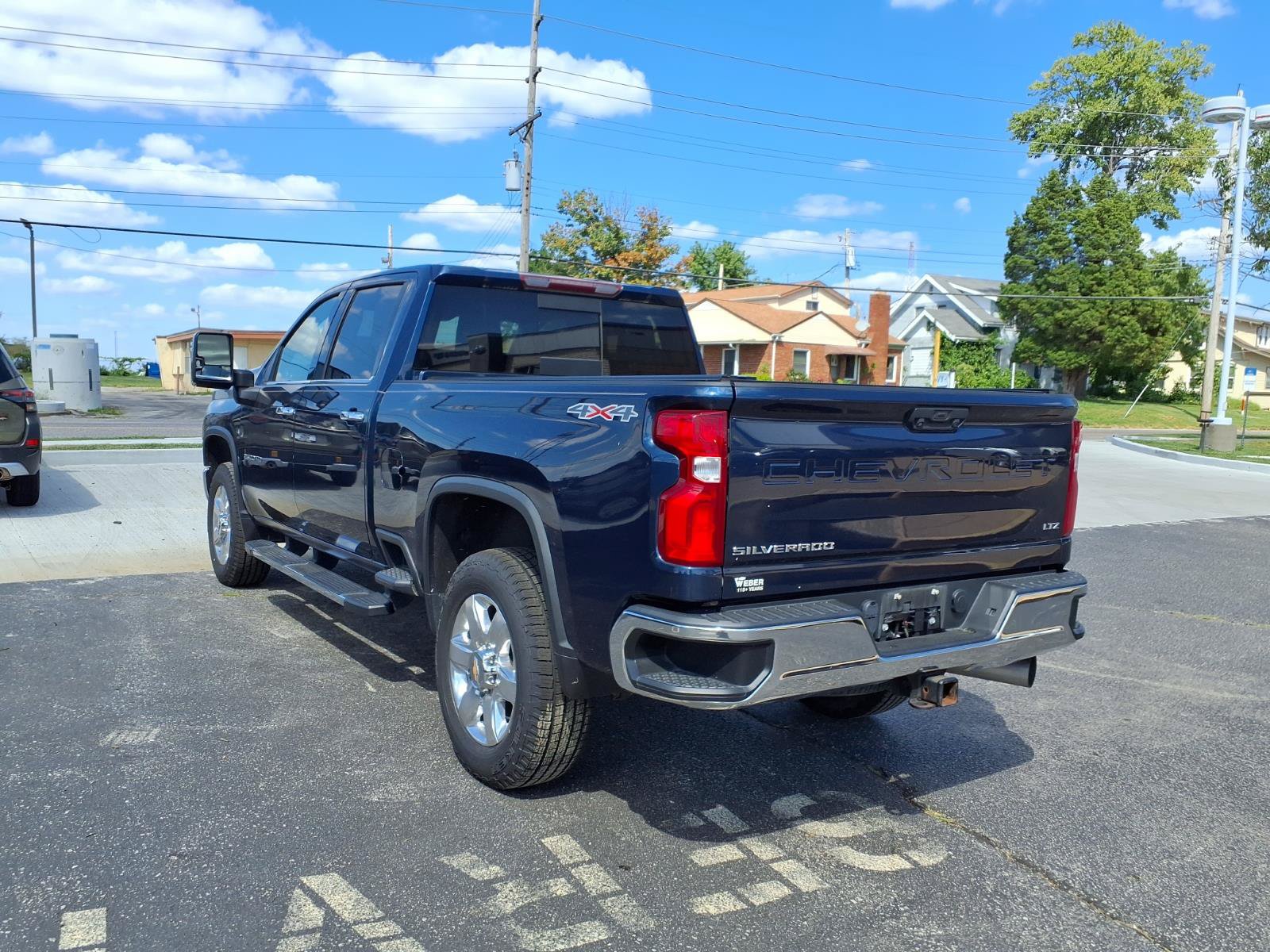 Used 2022 Chevrolet Silverado 2500 LTZ w/ LTZ Convenience Package AWD/4WD image 2