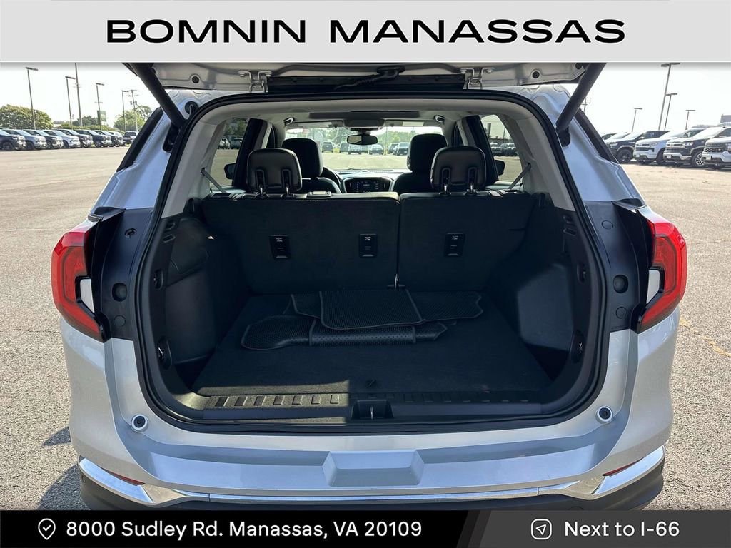 Used 2019 GMC Terrain SLT w/ Preferred Package image 12