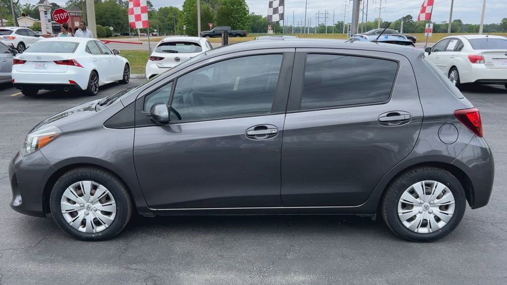 Used 2017 Toyota Yaris L FWD image 5