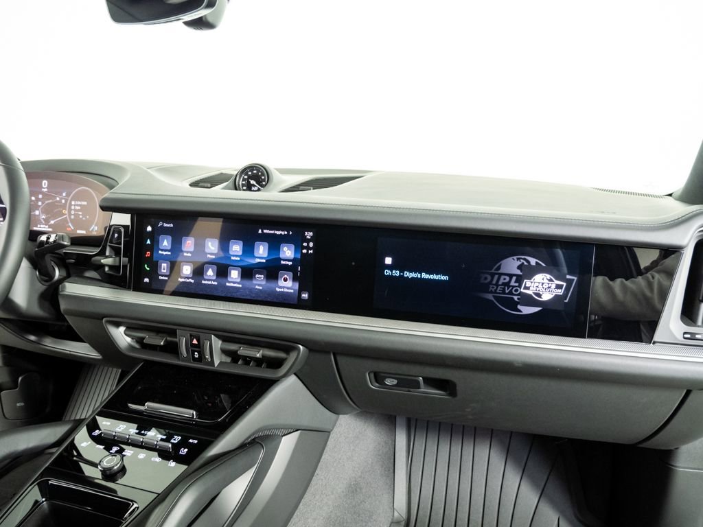 New 2026 Porsche Cayenne image 26