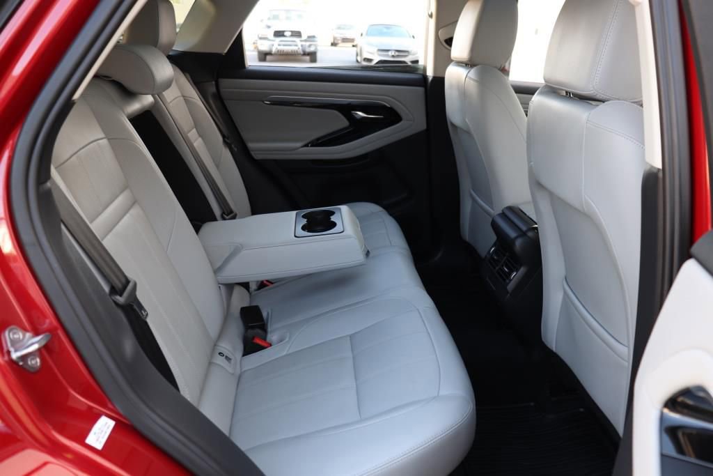 Used 2023 Land Rover Range Rover Evoque S image 28