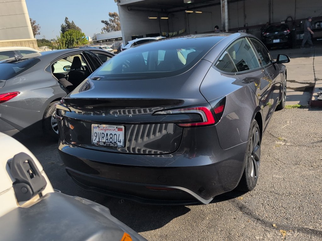 Used 2024 Tesla Model 3 Standard Range RWD image 6