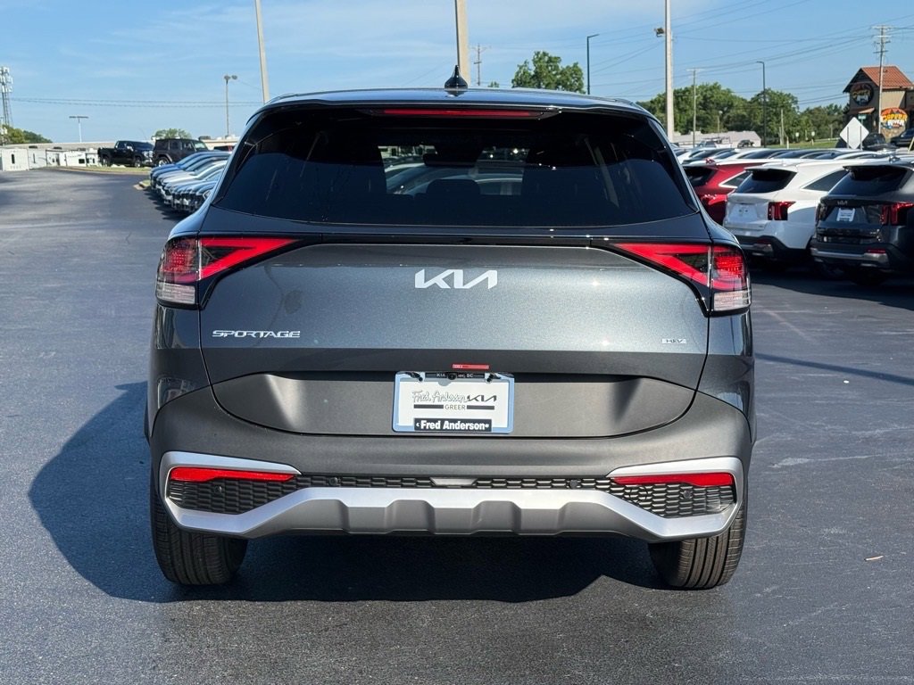 New 2025 Kia Sportage LX image 4