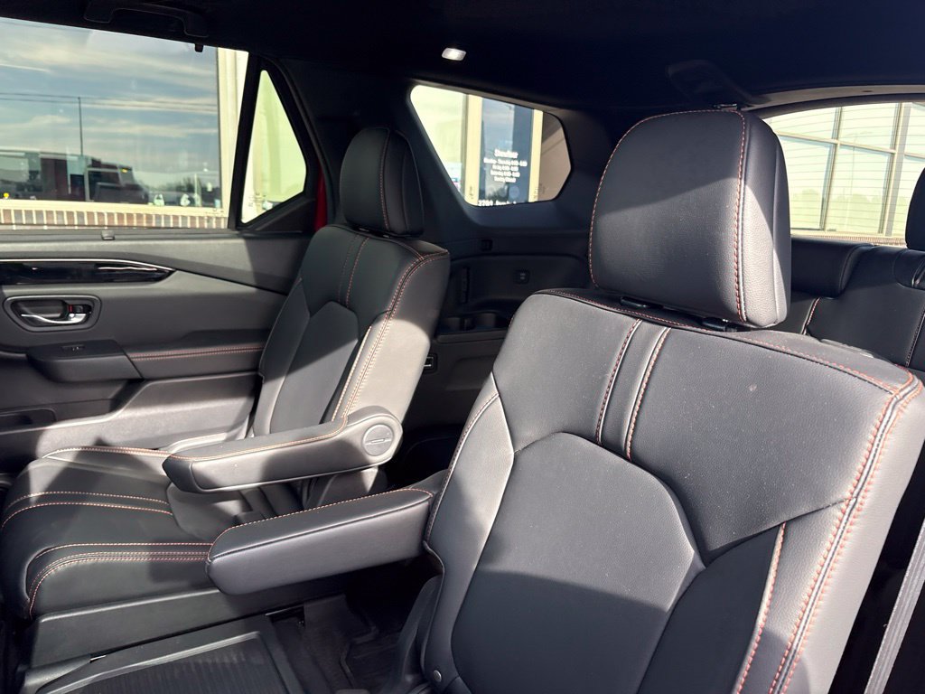 Certified 2025 Honda Pilot TrailSport image 41
