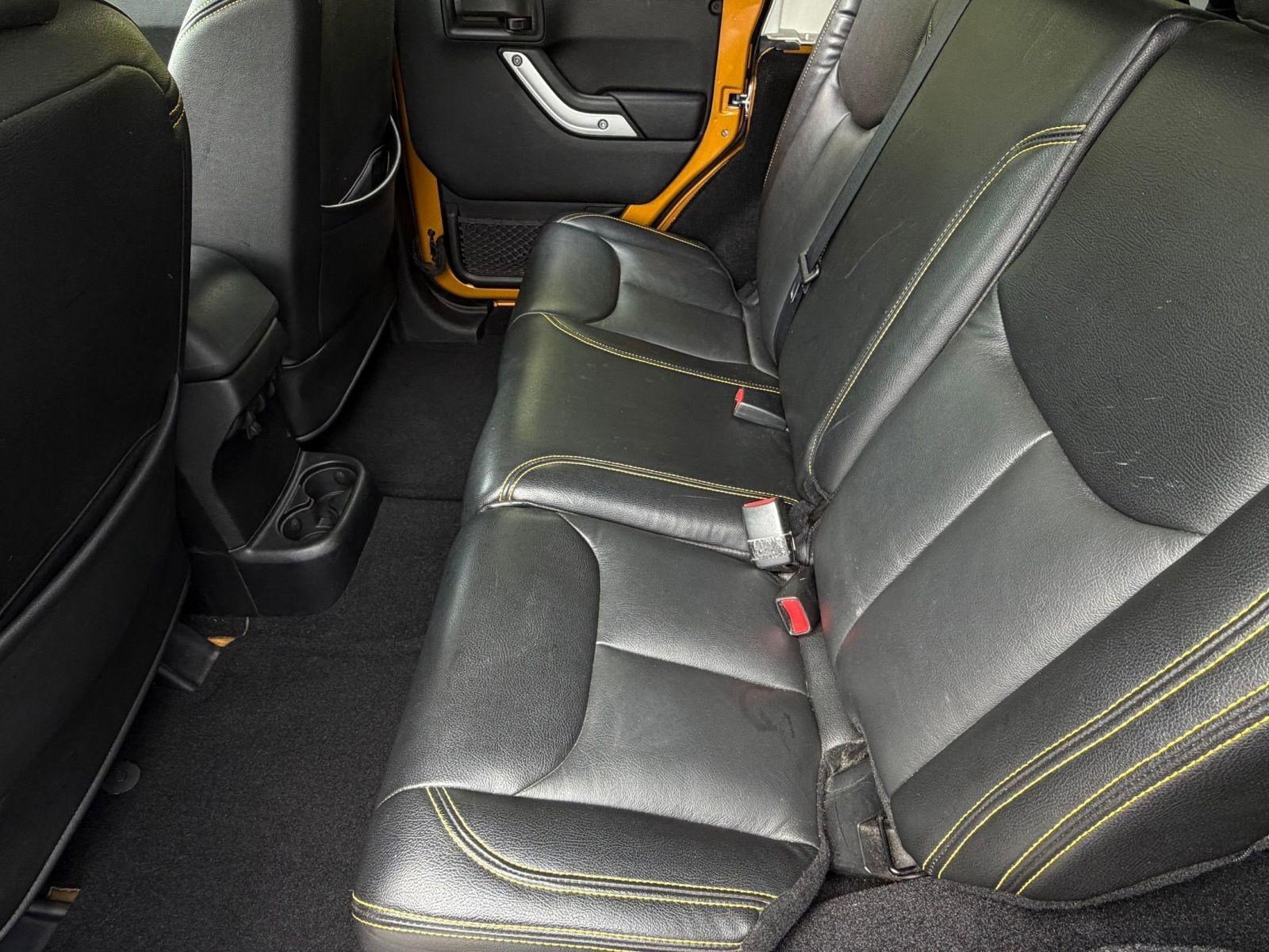 Used 2014 Jeep Wrangler Unlimited Sahara w/ Dual Top Group AWD/4WD image 21