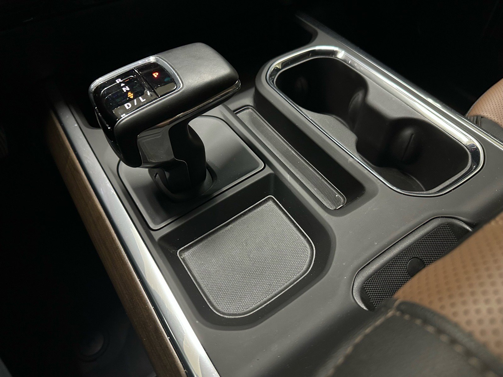 Used 2025 Chevrolet Silverado 1500 High Country w/ High Country Premium Package image 40