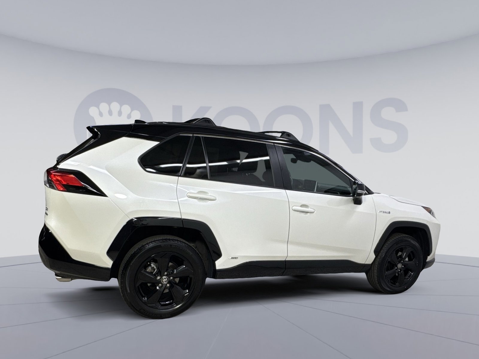 Used 2021 Toyota RAV4 XSE image 21