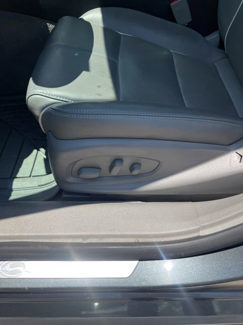 Used 2014 Chevrolet Impala LTZ FWD image 13