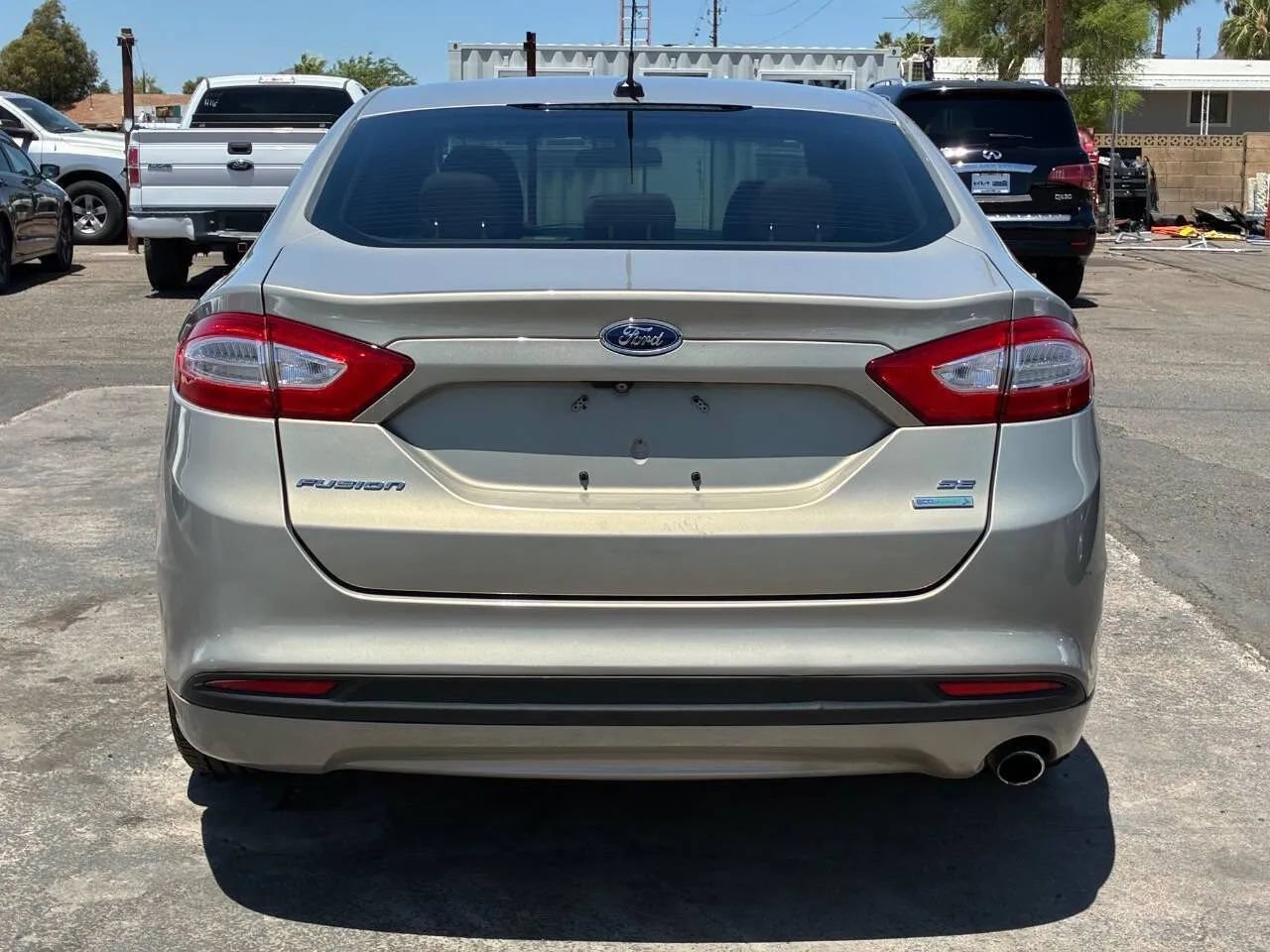 Used 2015 Ford Fusion SE FWD image 7