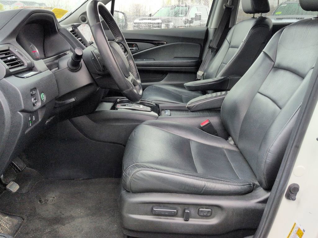 Used 2019 Honda Pilot Touring image 9