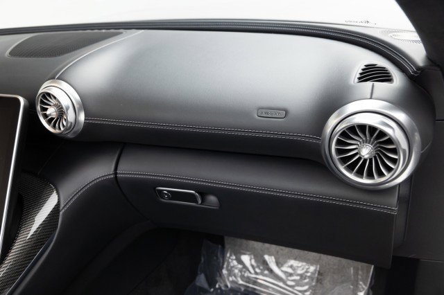 Used 2022 Mercedes-Benz SL 55 AMG 4MATIC image 26