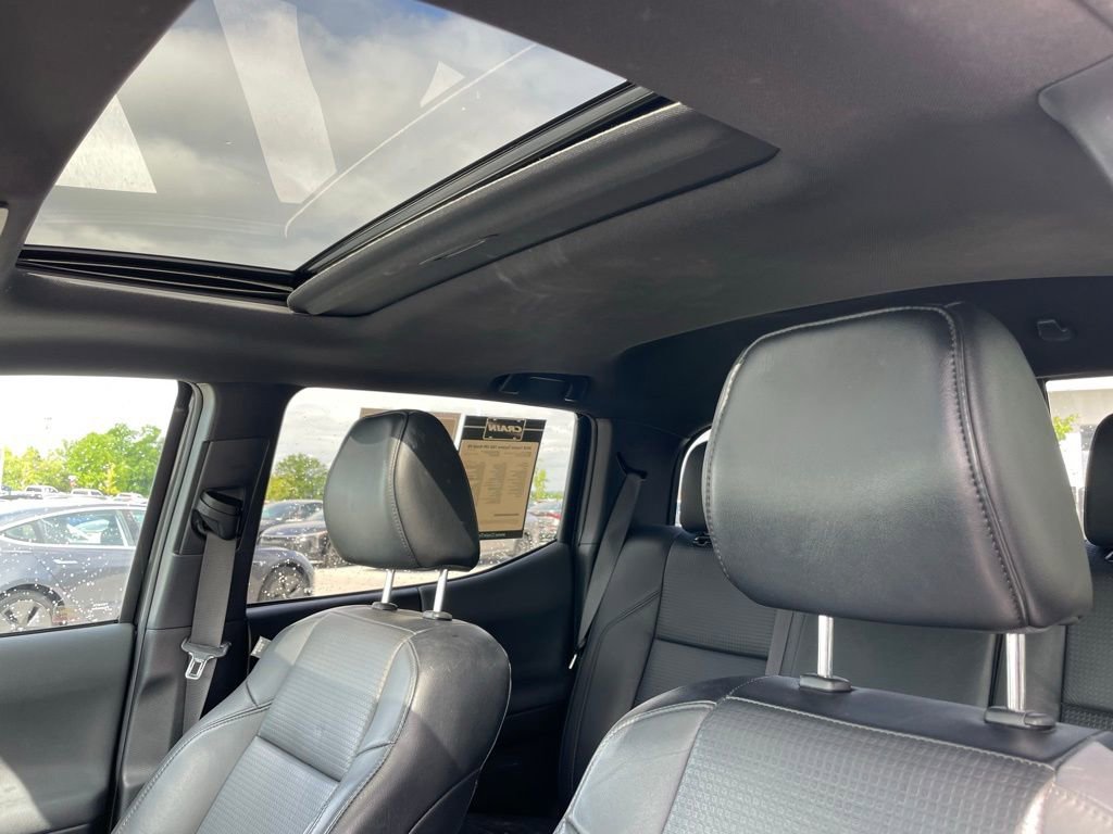 Used 2018 Toyota Tacoma TRD Off-Road AWD/4WD image 20