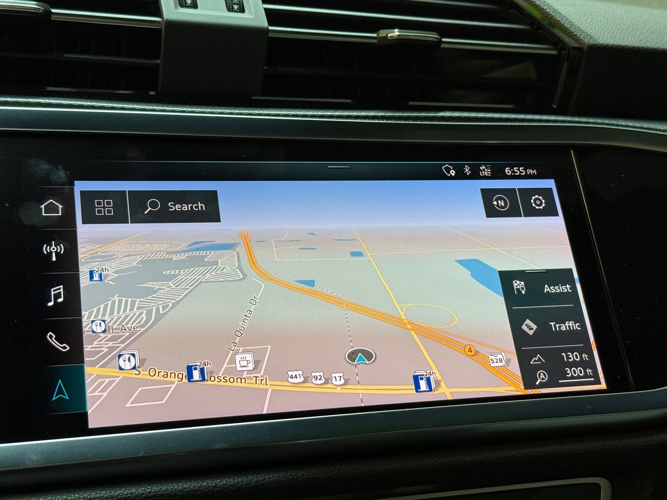 Used 2020 Audi Q3 2.0T Premium Plus w/ Premium Plus Package image 29