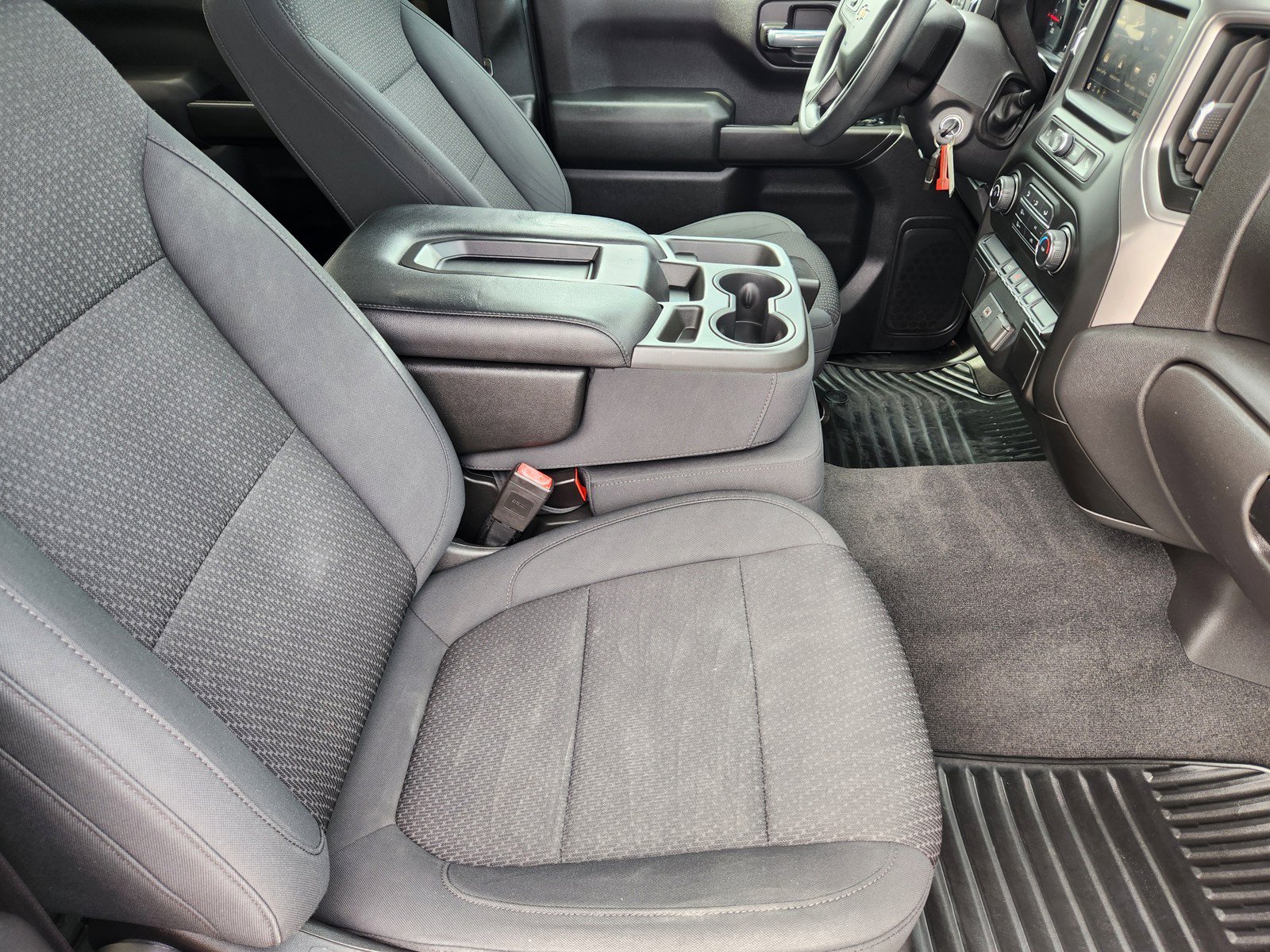 Used 2020 Chevrolet Silverado 1500 Custom w/ Custom Value Package RWD image 15