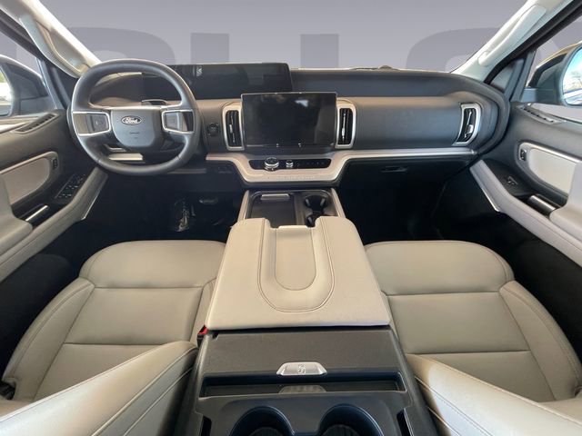 Used 2025 Ford Expedition Max Active image 12