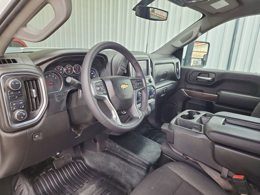 Used 2022 Chevrolet Silverado 2500 LT w/ Convenience Package AWD/4WD image 15